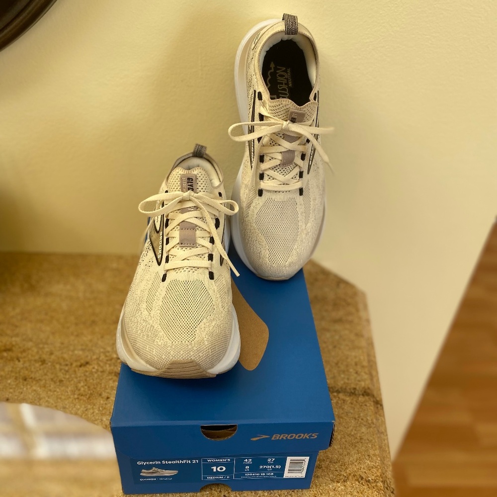 Women’s Brooks Glycerin StealthFit 21